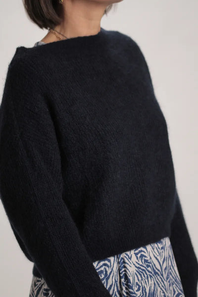 Pull Suzanne mohair col bateau Bleu Marine
