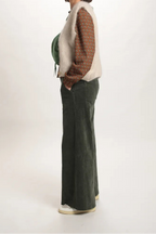 Pantalon Aliénor velours côtelé vert