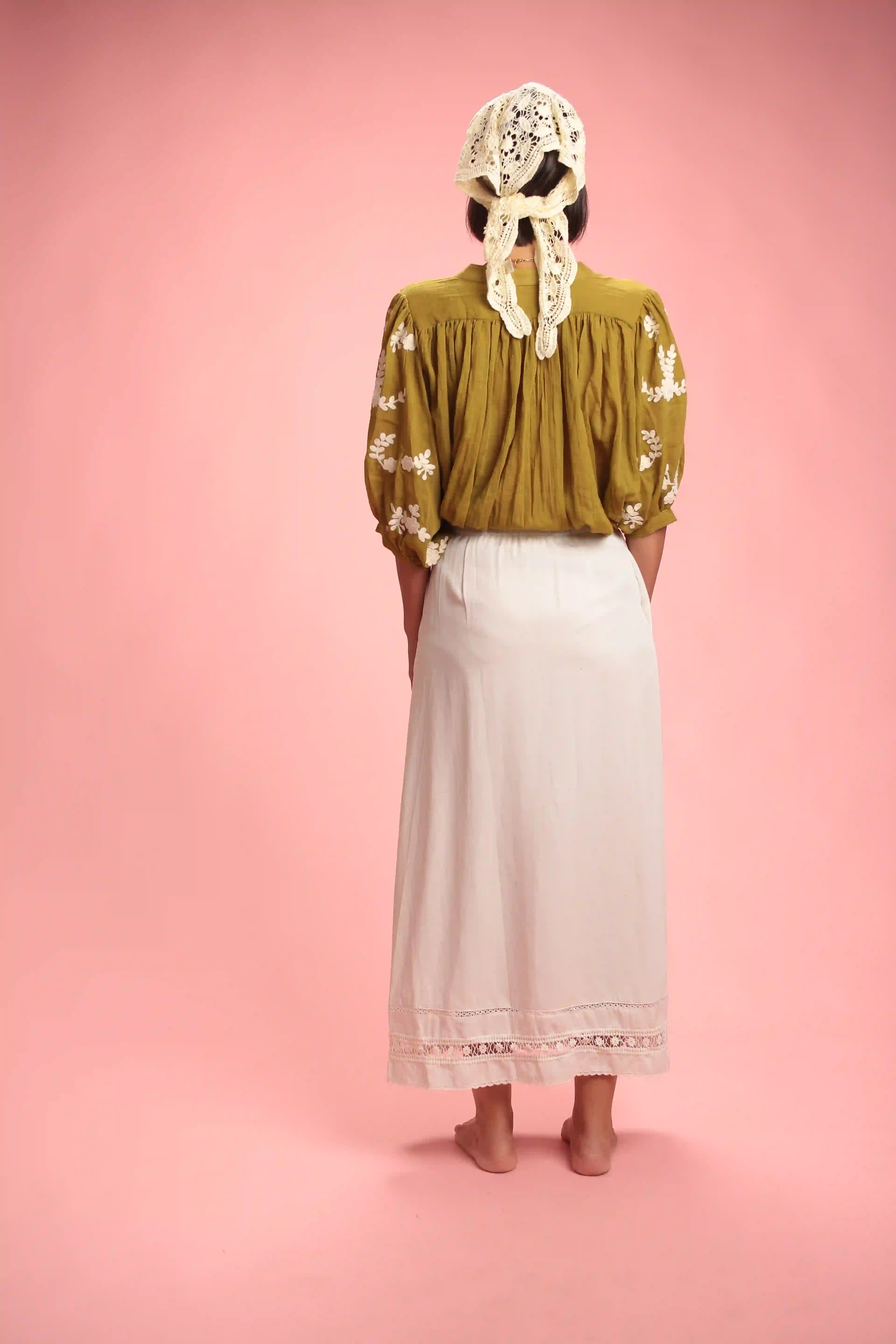 Josy Beige