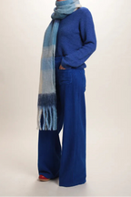 Pull Marion dos en V Bleu royal