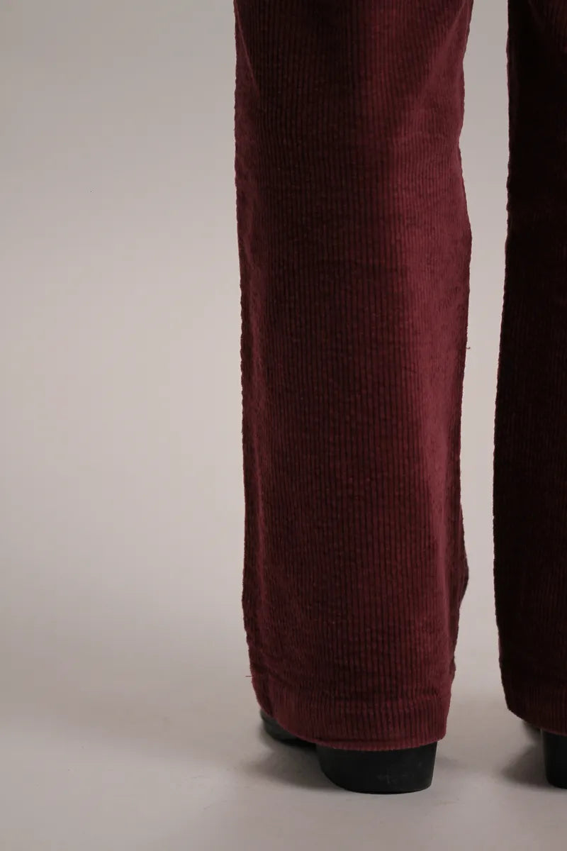 Pantalon Corvette velours côtelé Bordeaux