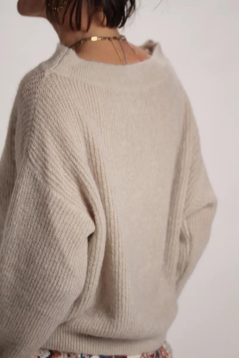 Pull Suzanne mohair col bateau Beige