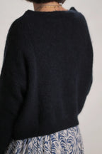 Pull Suzanne mohair col bateau Bleu Marine