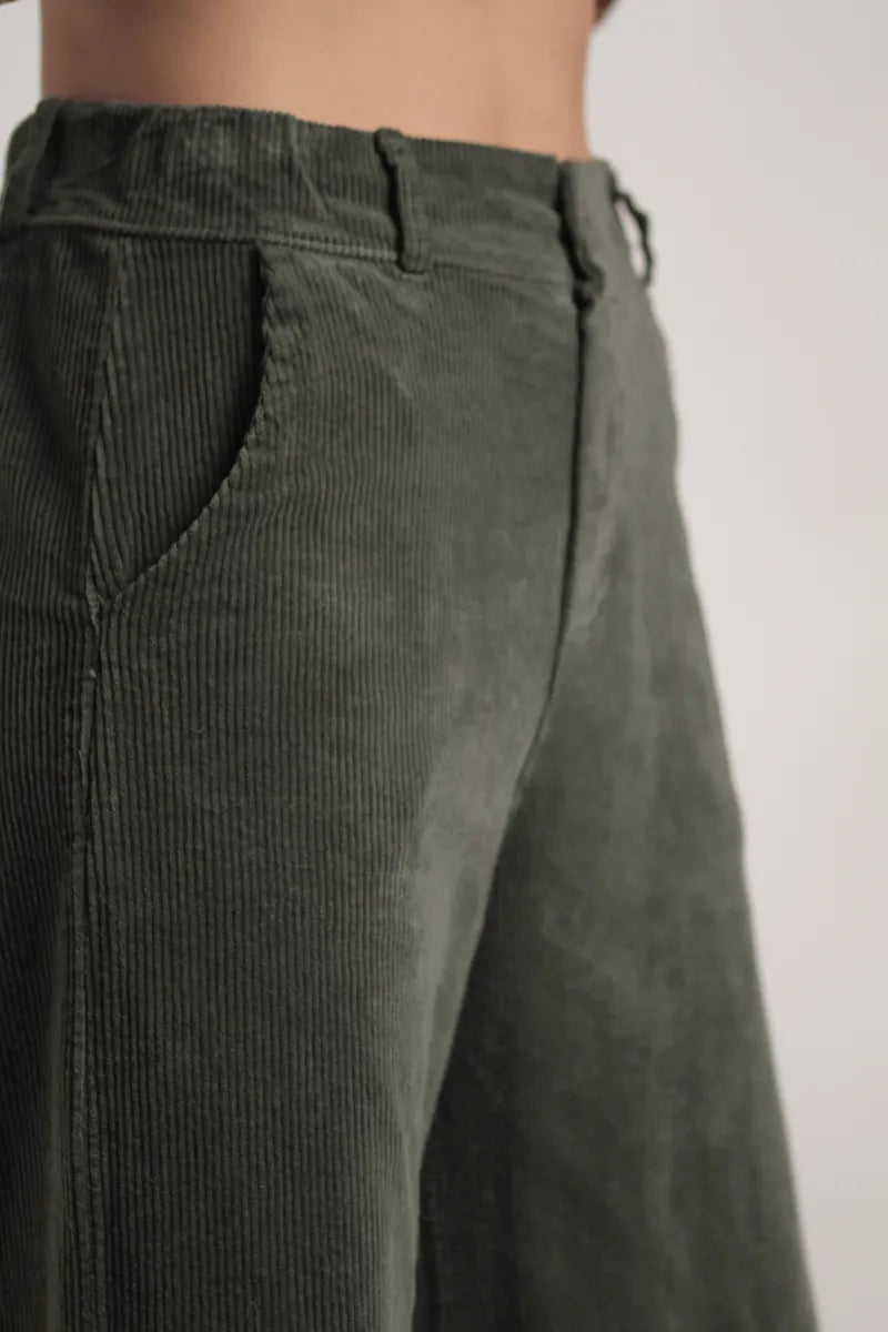 Pantalon Aliénor velours côtelé vert