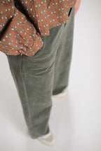 Pantalon Aliénor velours côtelé vert