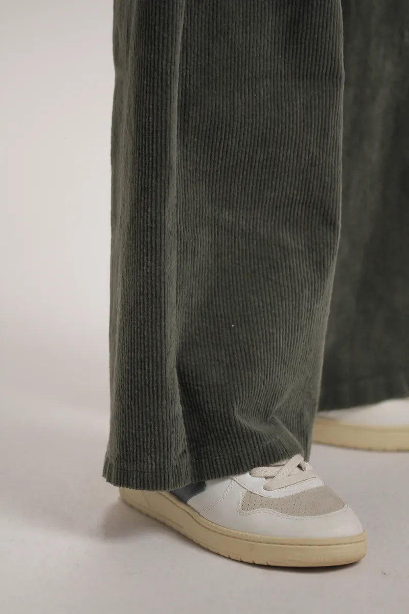 Pantalon Aliénor velours côtelé vert