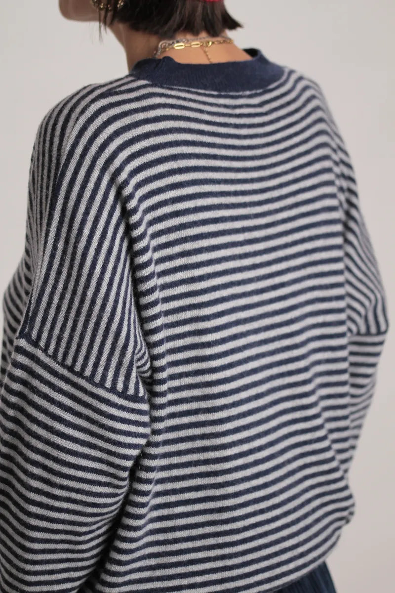 Pull Sacha cachemire bleu marine/gris