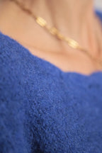 Pull Marion dos en V Bleu royal