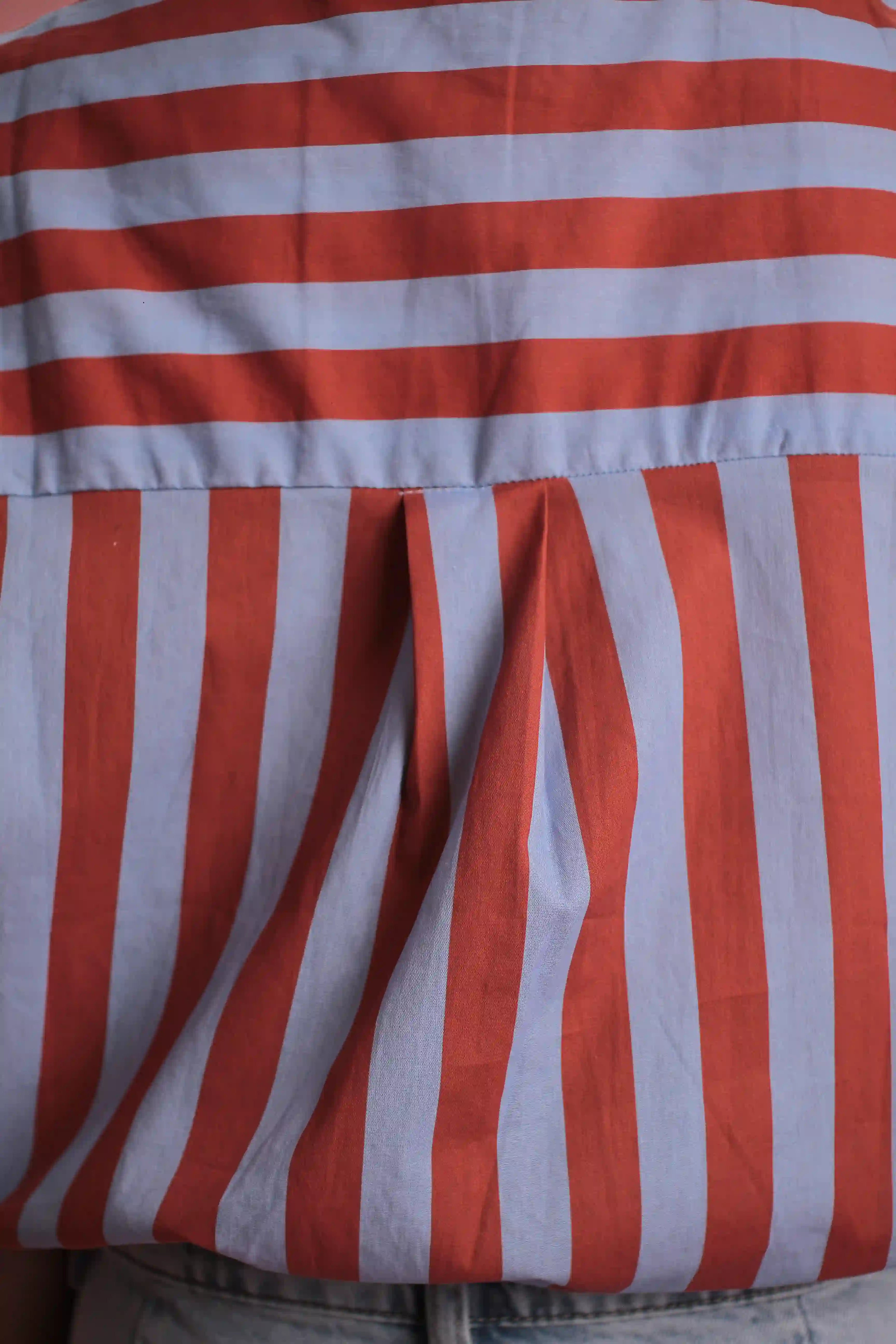 Chemise Gulf sans manche rayée bleu/rouge