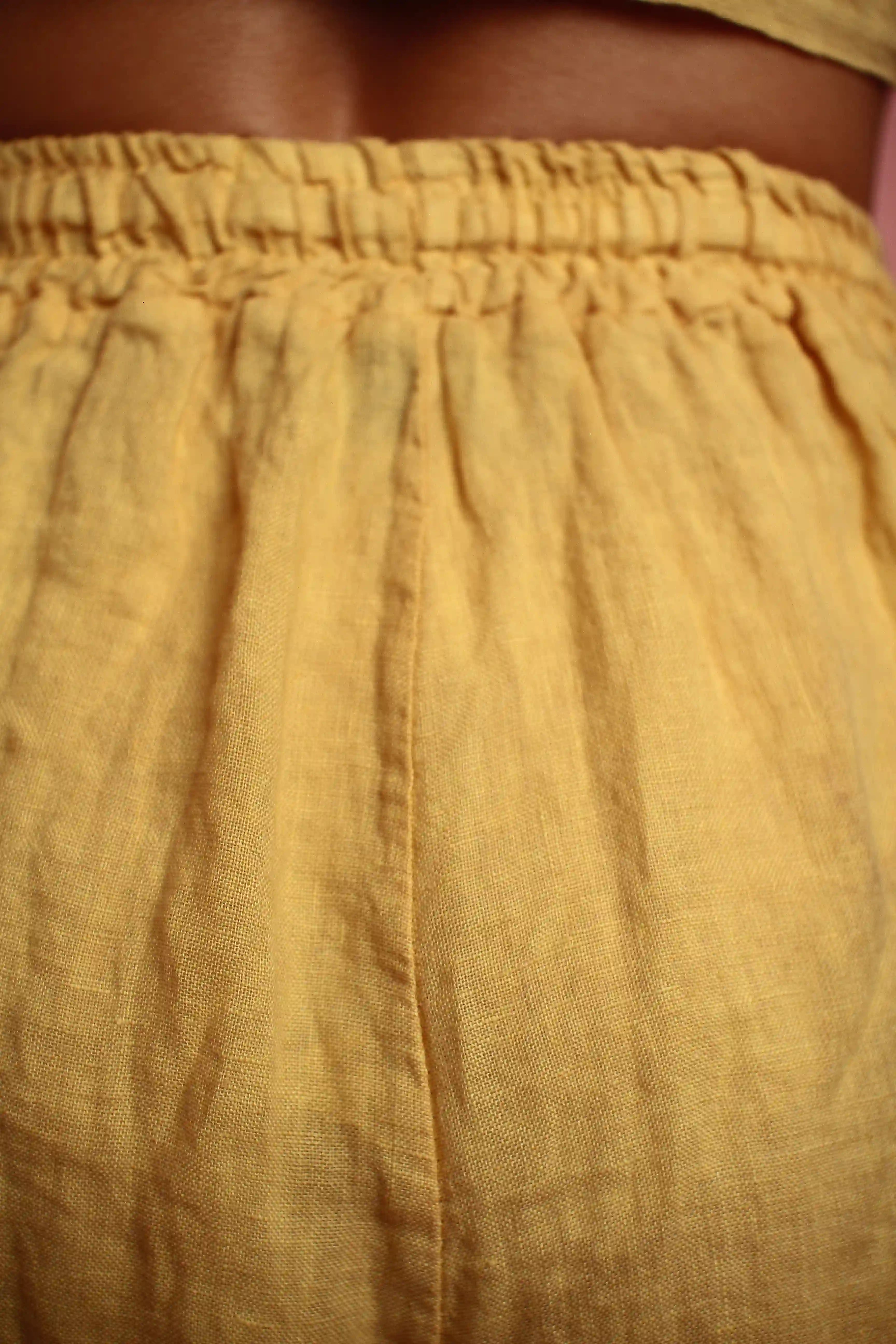 Short Adriana lin jaune